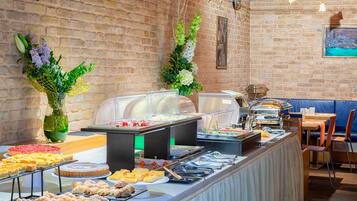 Daily buffet breakfast (EUR 13 per person)
