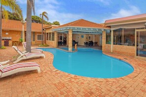 Outdoor pool, sun loungers