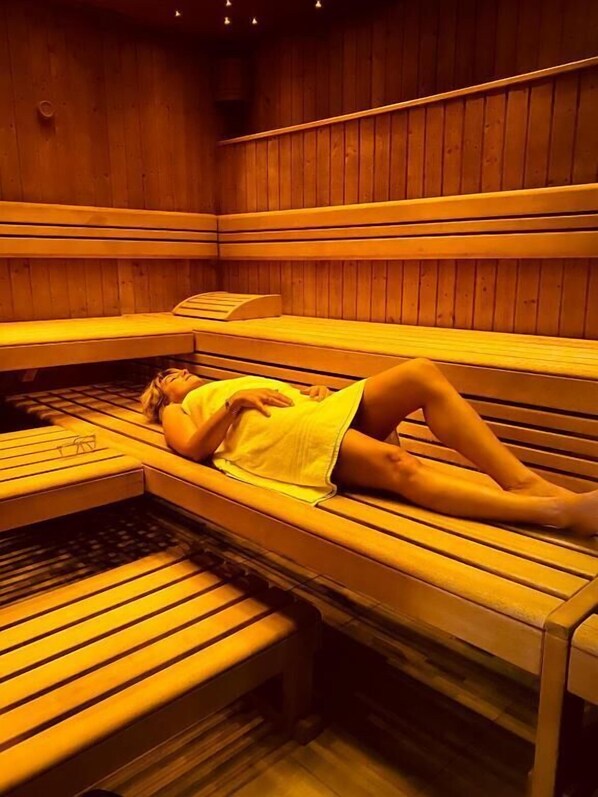 Turkish bath/hammam