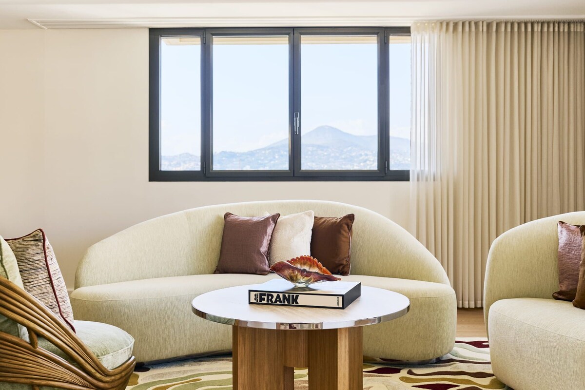 Suite, Mountain View | 1 bedroom, premium bedding, pillowtop beds, minibar
