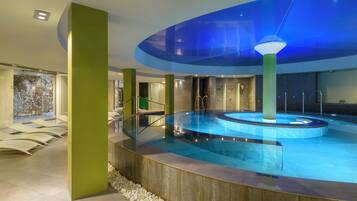 Lichaamsbehandelingen, hydrotherapie, aromatherapie, body wraps