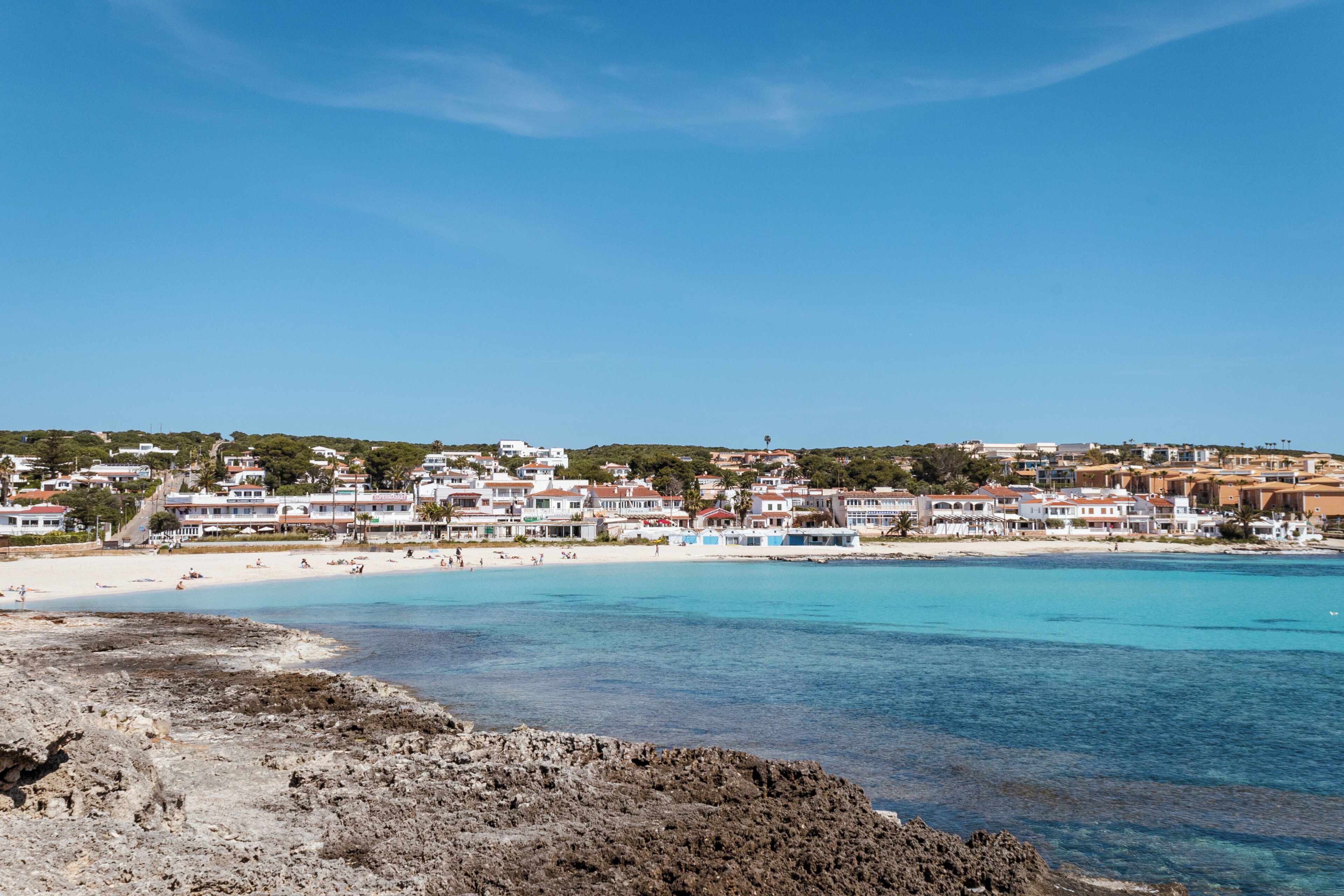 Beach nearby, white sand, beach volleyball