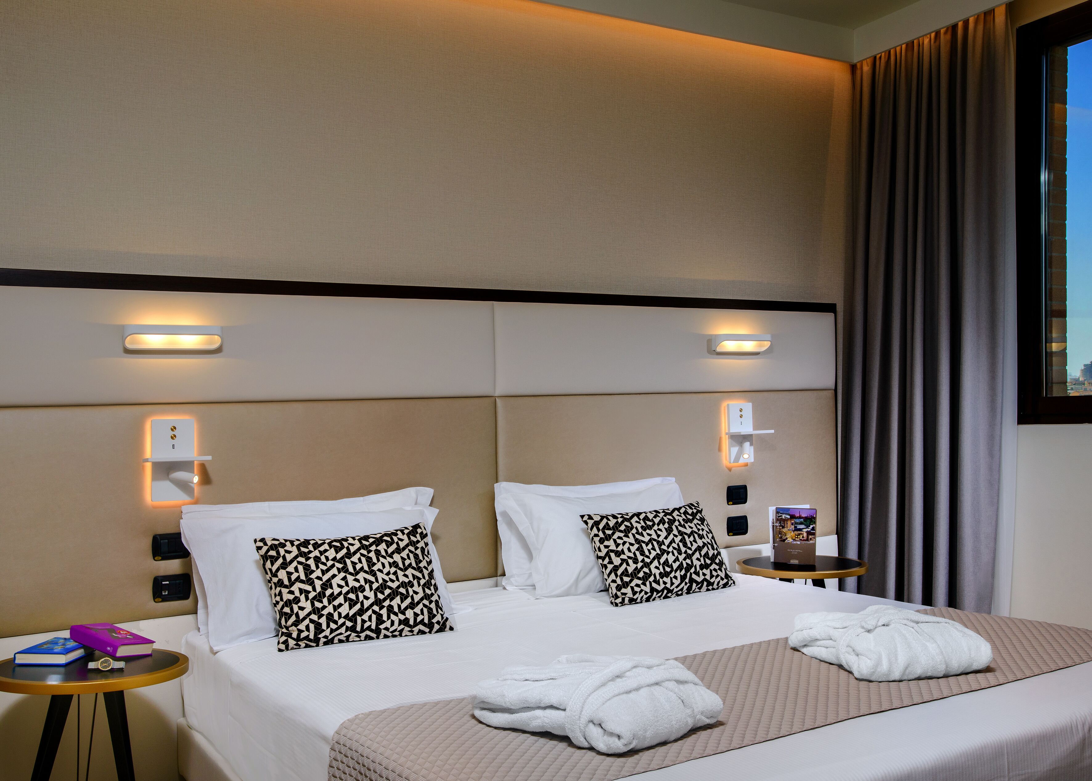 1 bedroom, minibar, in-room safe, individually furnished