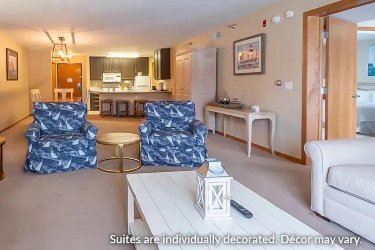Suite, 2 chambres | Coin séjour