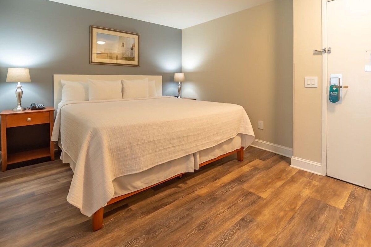 Premium bedding, iron/ironing board, individually decorated