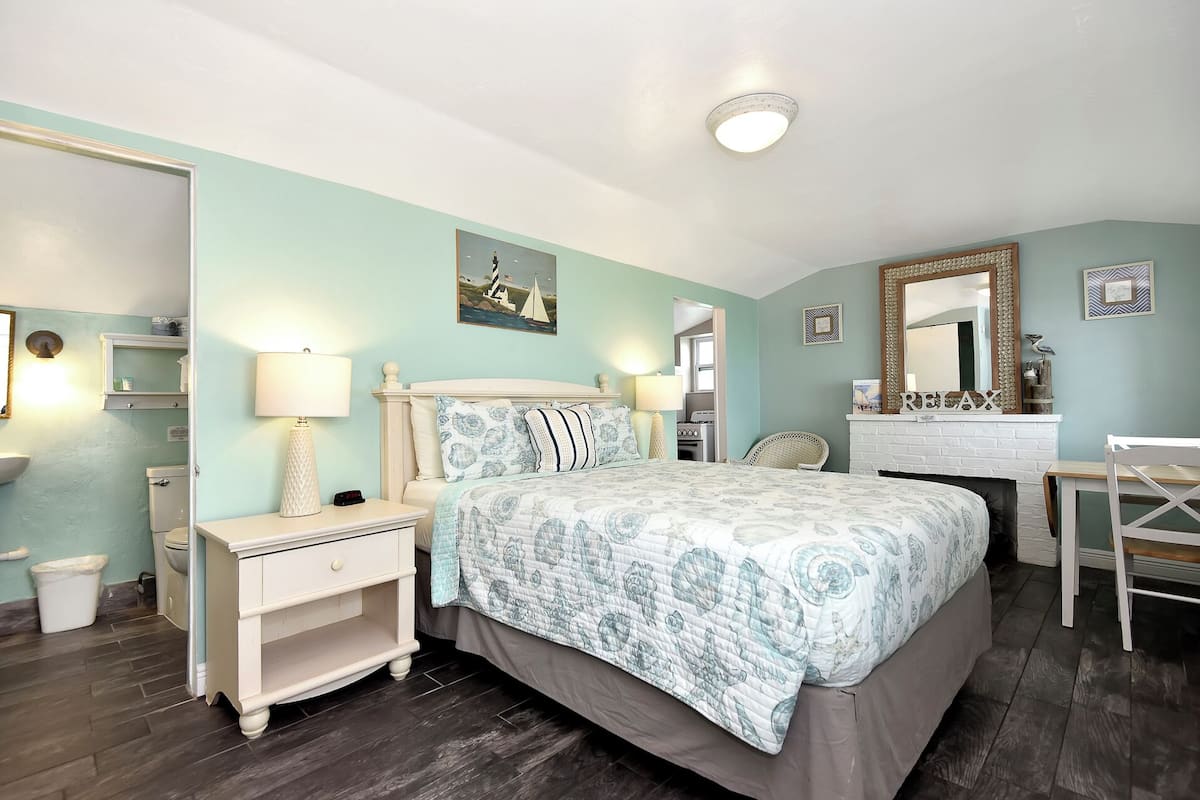 Cottage, 1 Queen Bed, Kitchen, Oceanfront, Pet Friendly