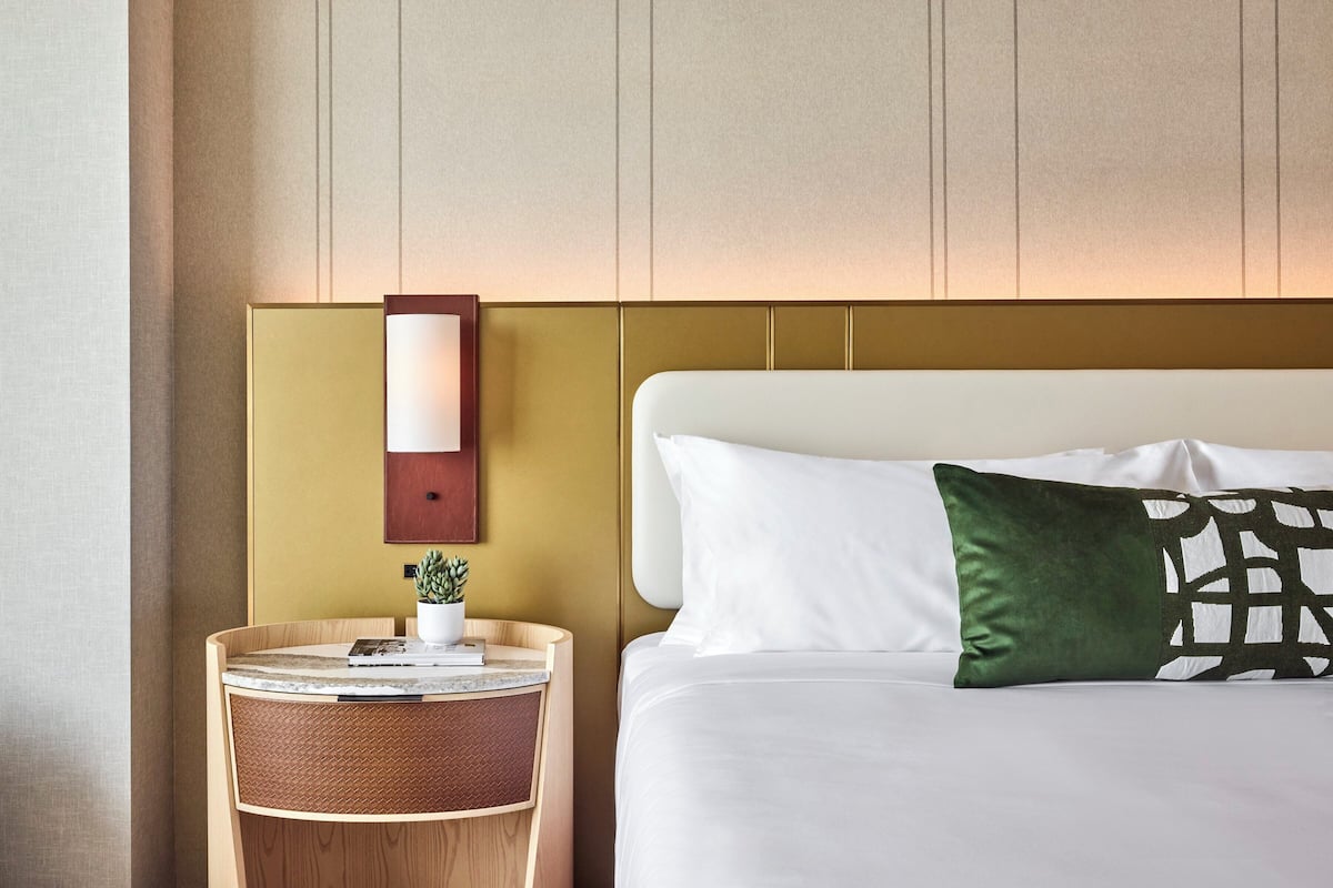 Premium bedding, down comforters, in-room safe, desk