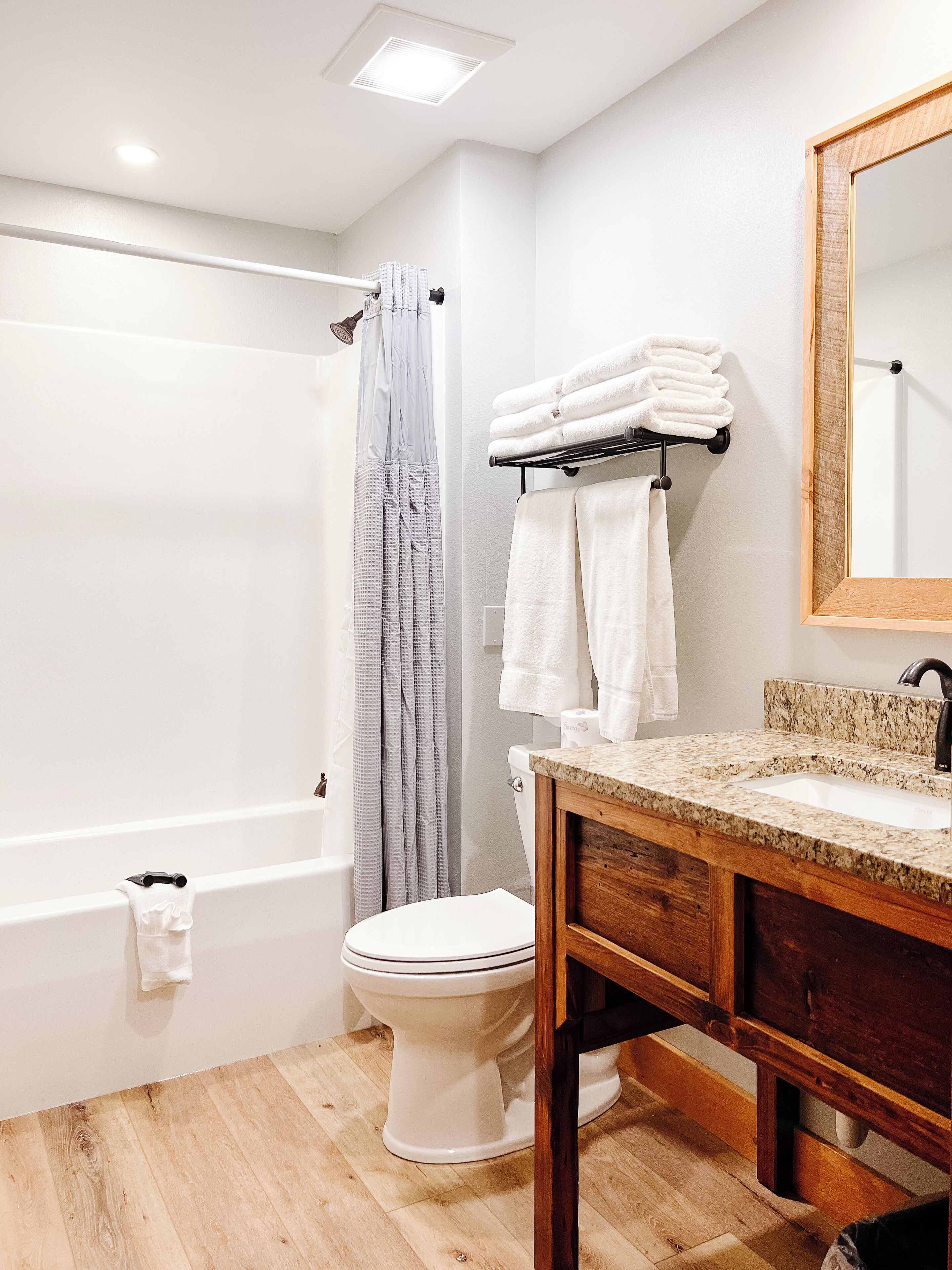 standard double room | pillow-top beds, in-room safe, desk, iron/ironing board