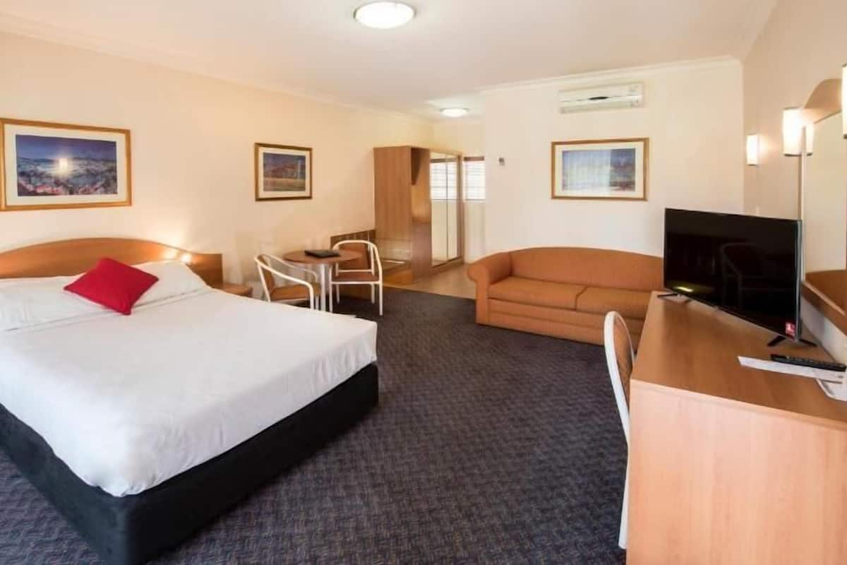 In-room safe, desk, laptop workspace, iron/ironing board