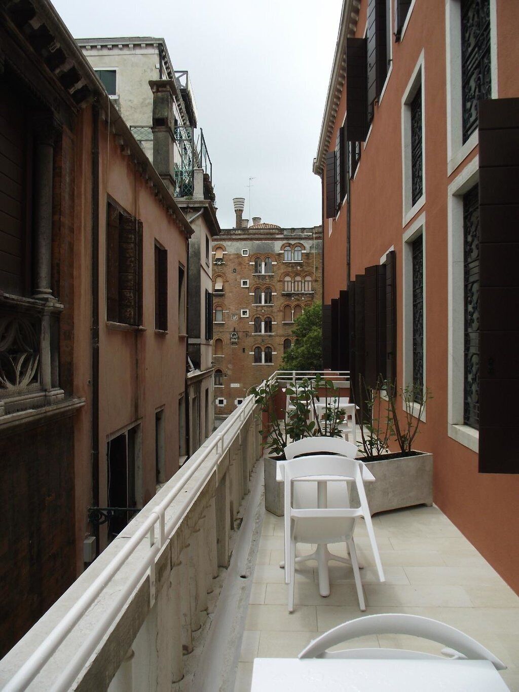 premium room (partial canal view) | terrace/patio