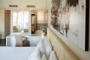 Junior Suite, Canal View - Venezia Palazzo Barocci (Venice)