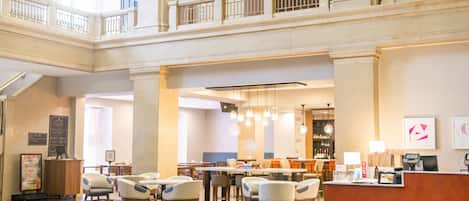 Check-in-/Check-out-Schalter