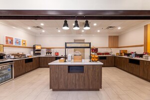 Desayuno buffet incluido todos los días 