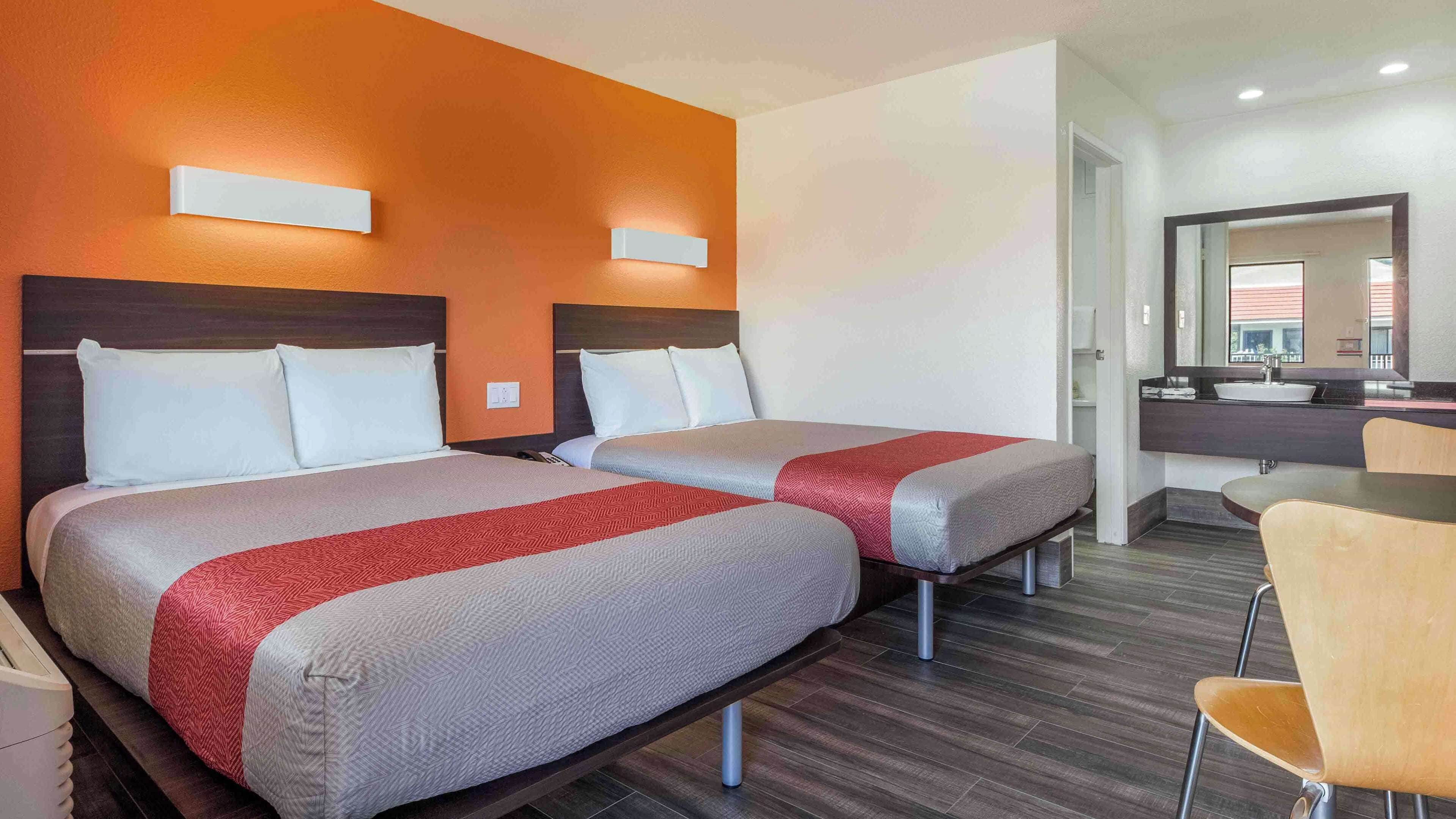 Free WiFi, bed sheets