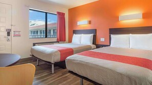 Free WiFi, bed sheets - Motel 6 Fremont, CA - South (Fremont)