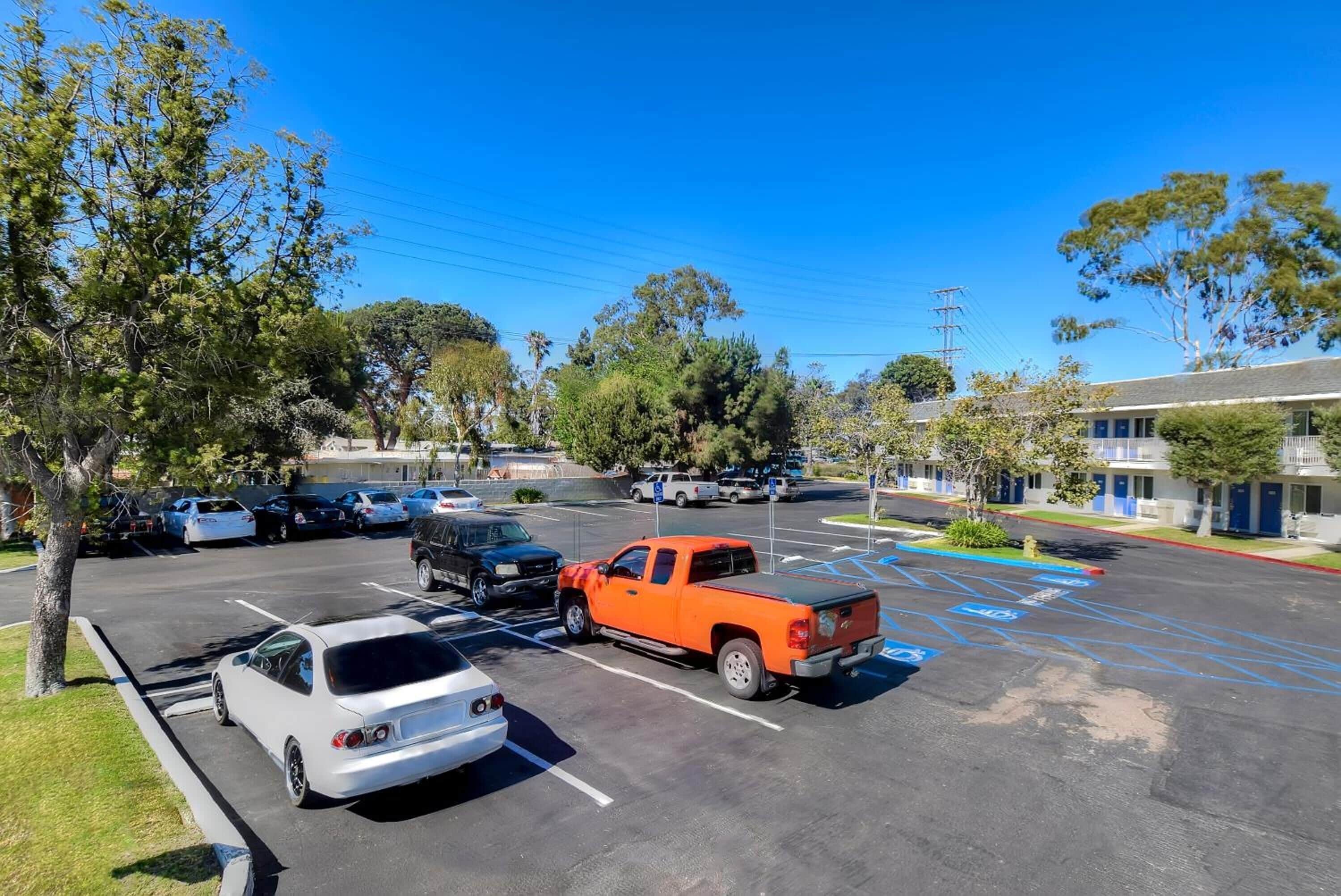 Photo - Motel 6-San Diego, CA - North