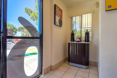 Motel 6 San Diego, CA - North