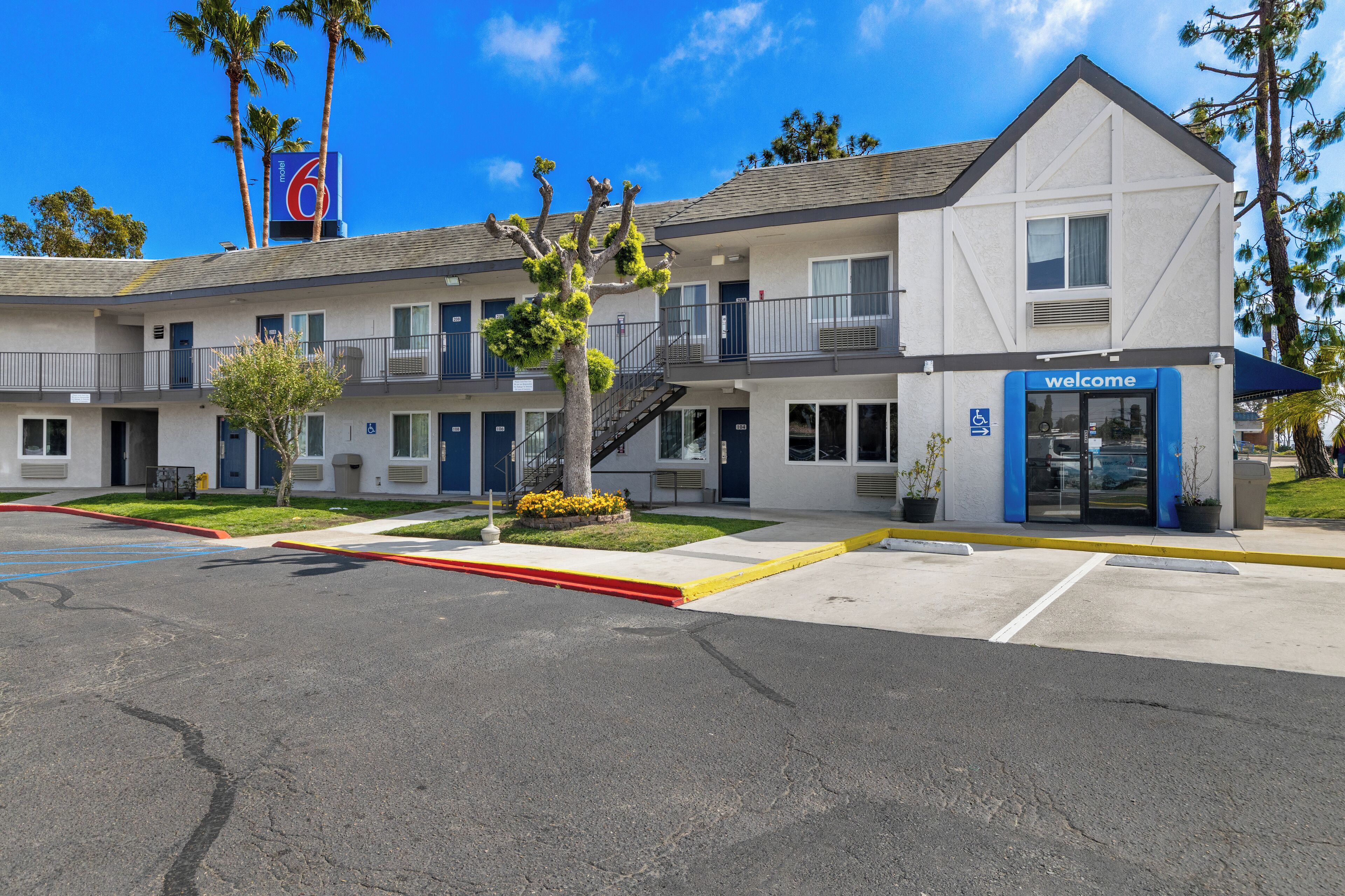 Foto - Motel 6 San Diego, CA - North