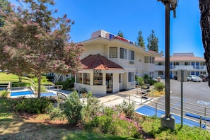 Exterior - Motel 6 San Dimas, CA - Los Angeles (San Dimas)