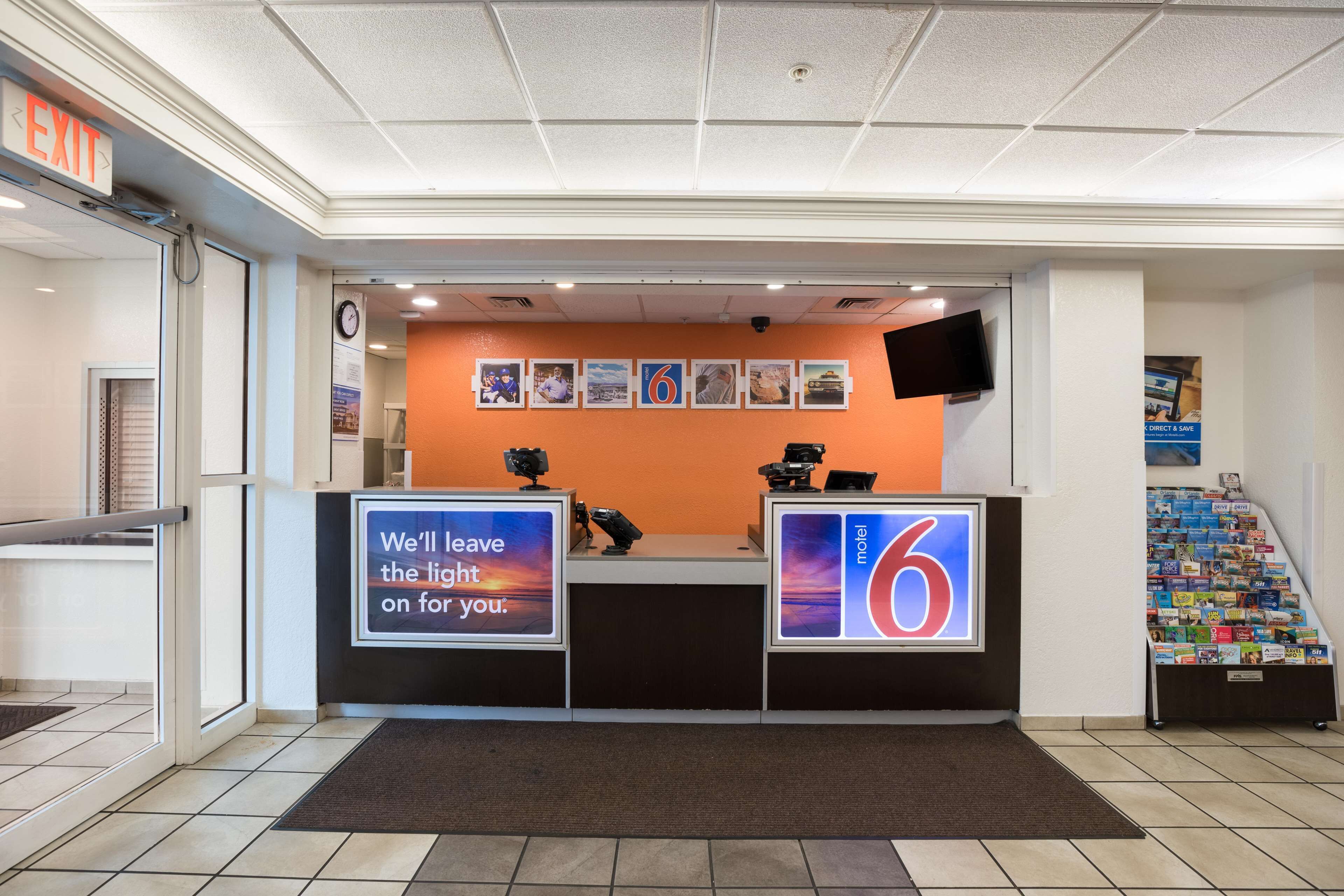 Foto - Motel 6-Orlando, FL - International Dr