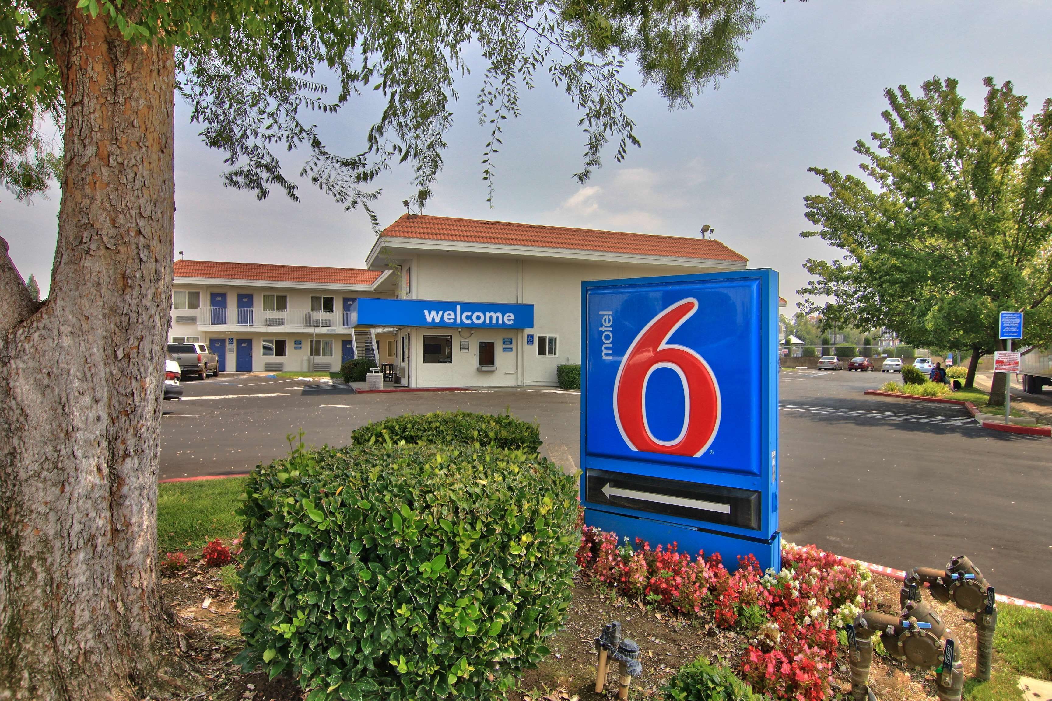 Foto - Motel 6 Sacramento, CA - North
