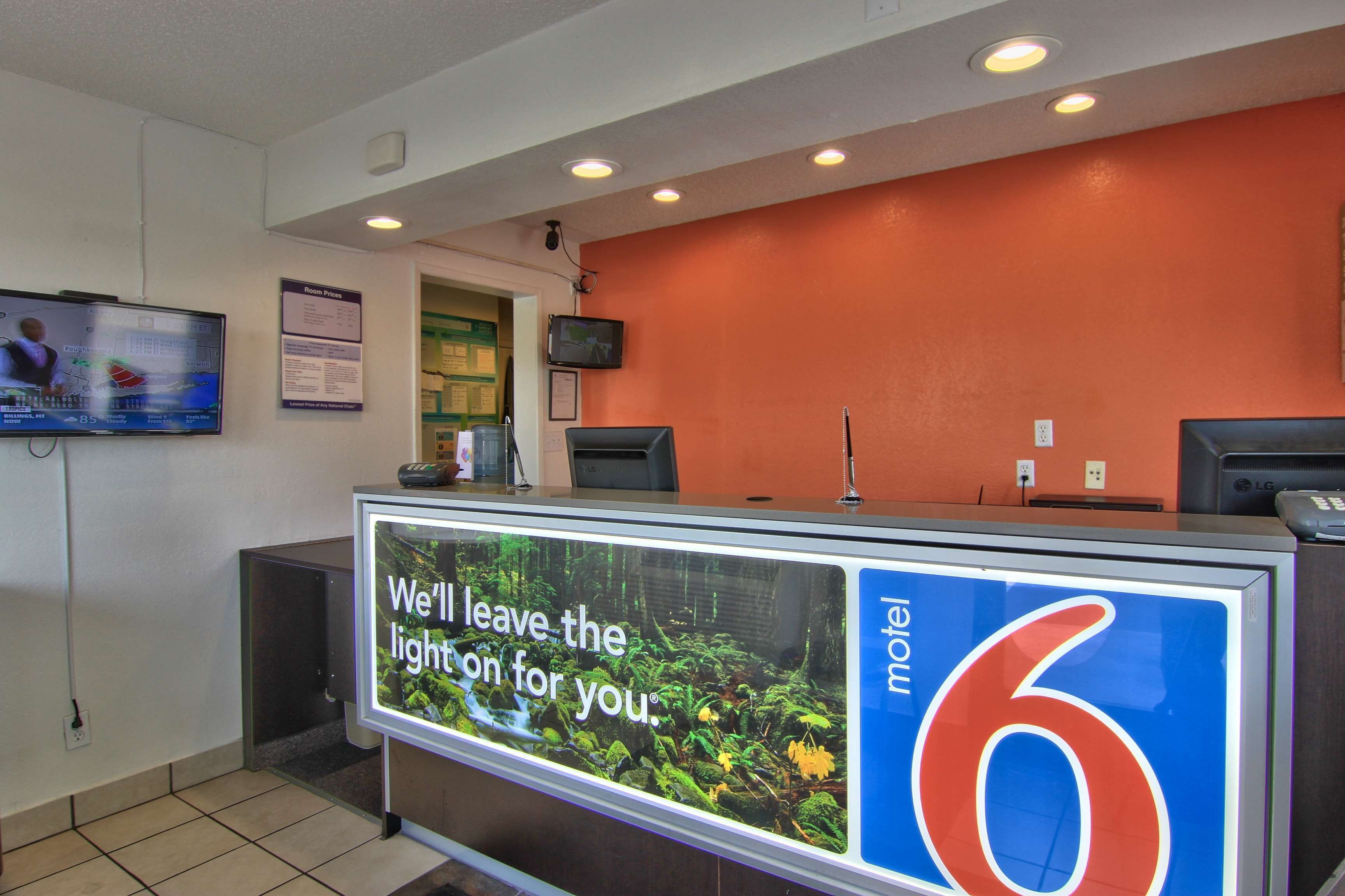 Foto - Motel 6 Sacramento, CA - North