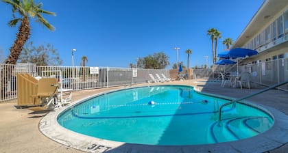 Motel 6 Rancho Mirage, CA - Palm Springs