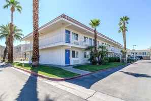 Exterior - Motel 6 Rancho Mirage, CA - Palm Springs (Rancho Mirage)