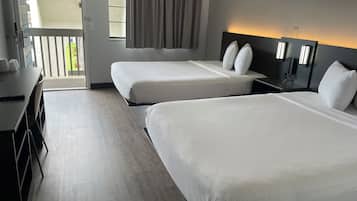 واي فاي مجانًا وملاءات أسرّة