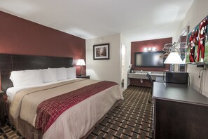 Habitación superior, 1 cama de matrimonio grande, fumadores | Escritorio, espacio para trabajar con un portátil, cortinas opacas