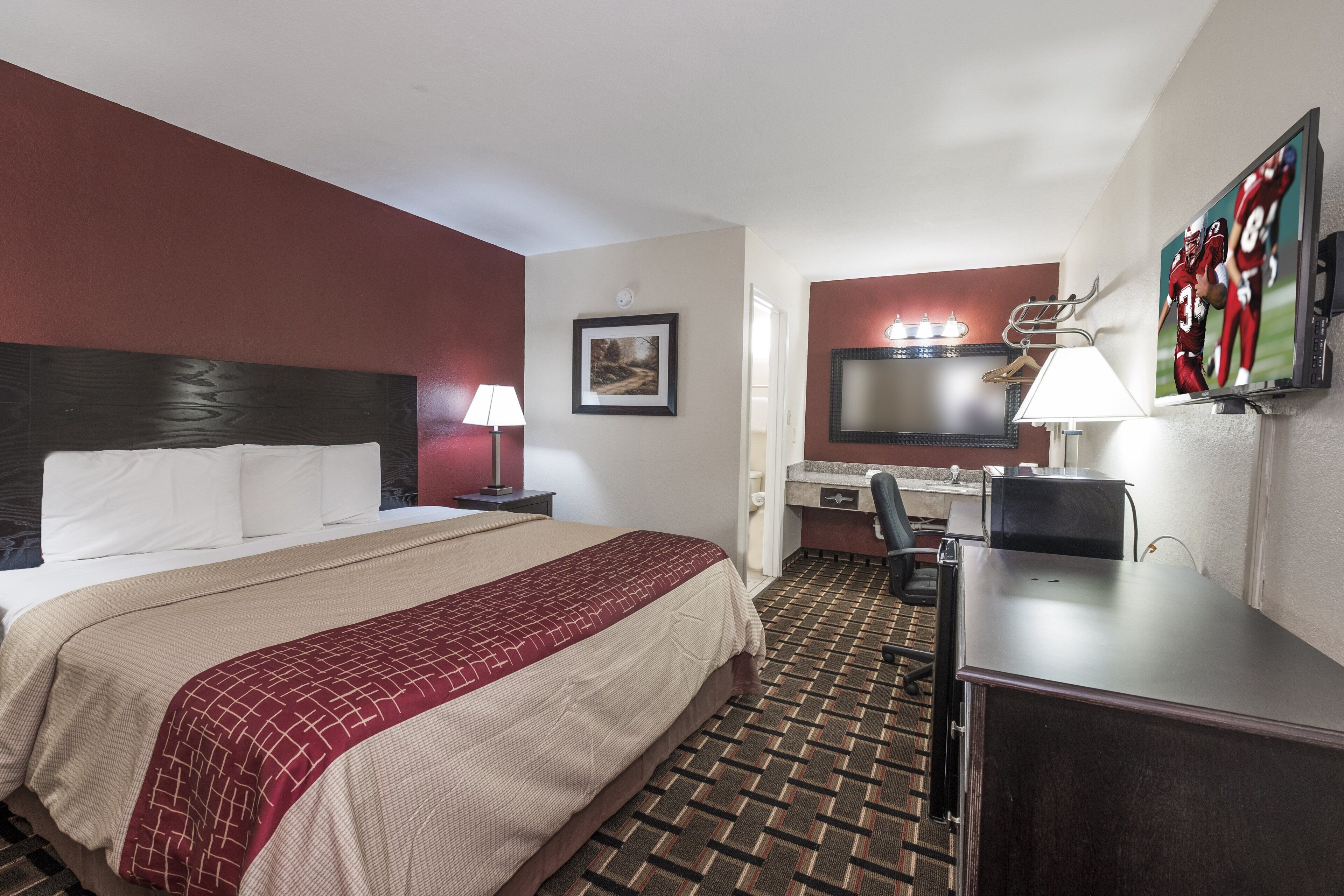 Photo - Red Roof Inn Mobile - Midtown