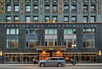 Hotel Exterior at Pendry Chicago