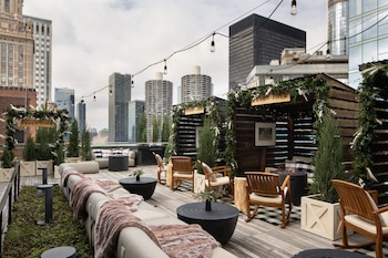 Rooftop terrace at Pendry Chicago