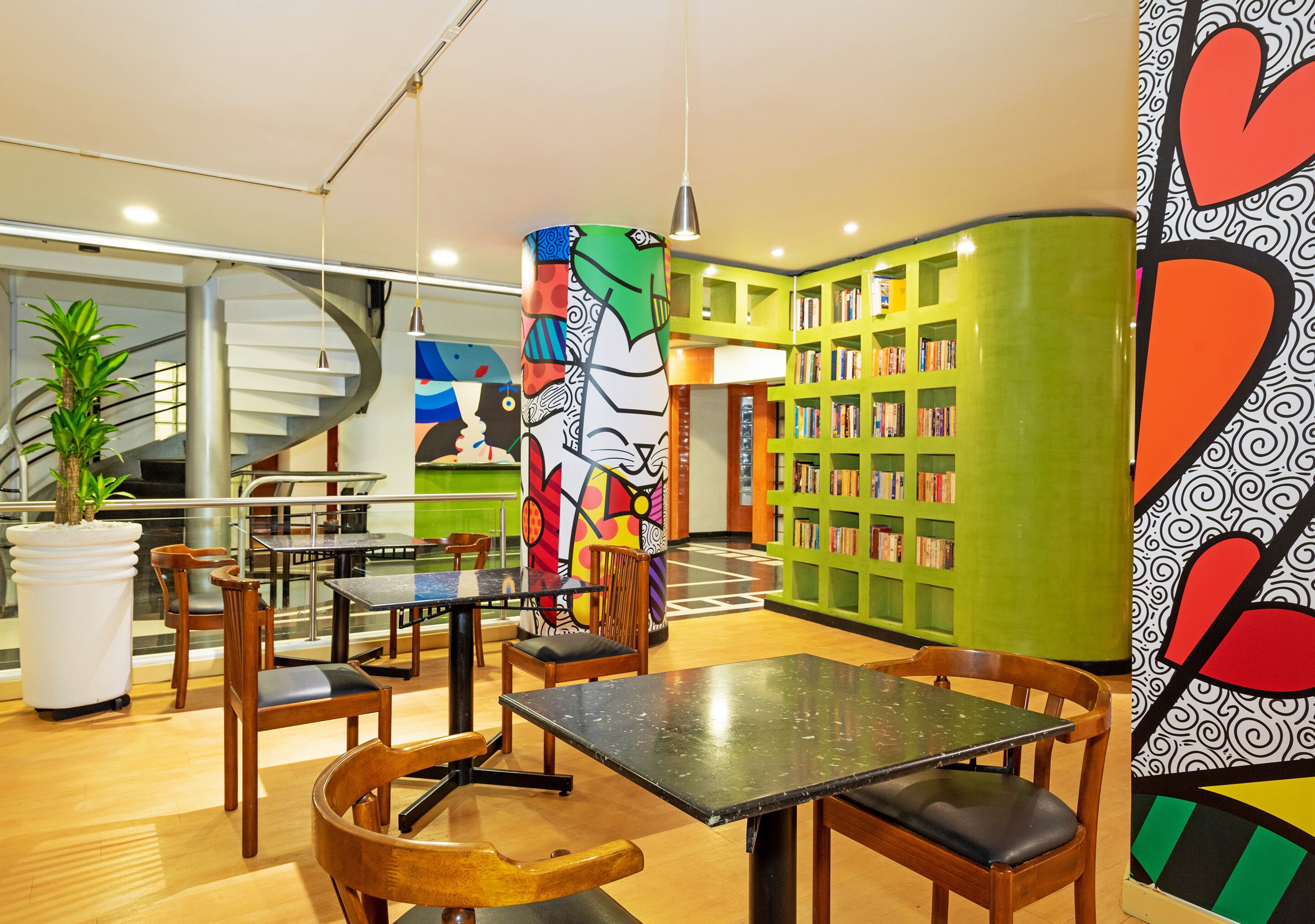 free daily continental breakfast