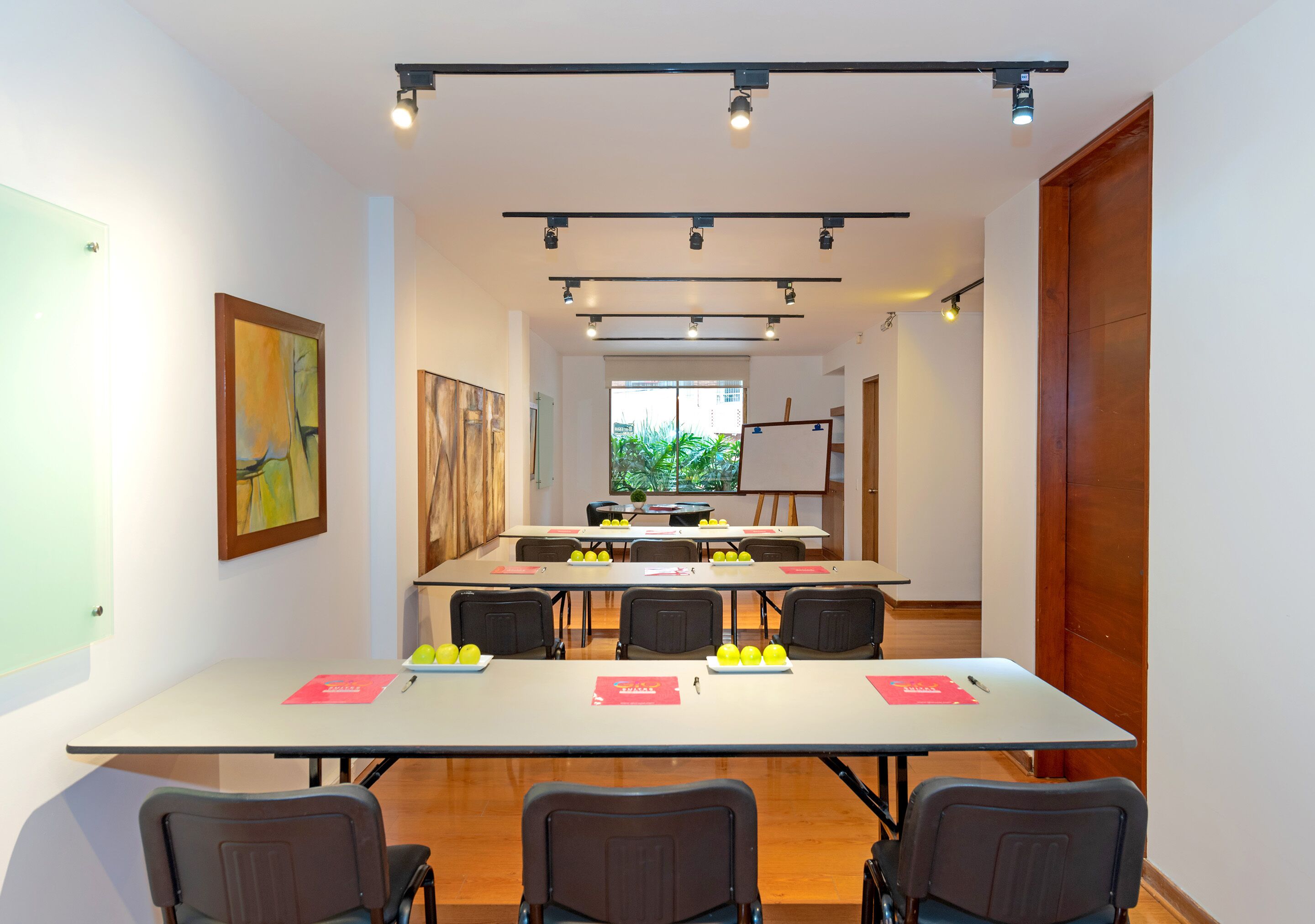 32-inch lcd tv with cable channels, tv