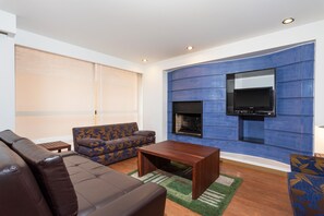 Deluxe Room, Bathtub