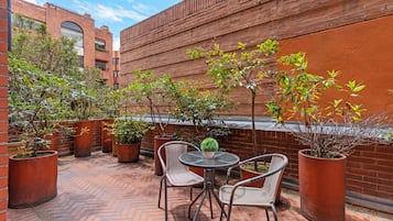 Habitación estándar, 1 cama Queen size | Terraza o patio