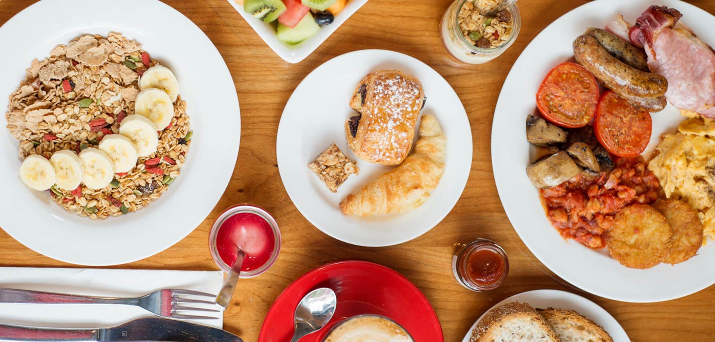 daily cooked-to-order breakfast for a fee