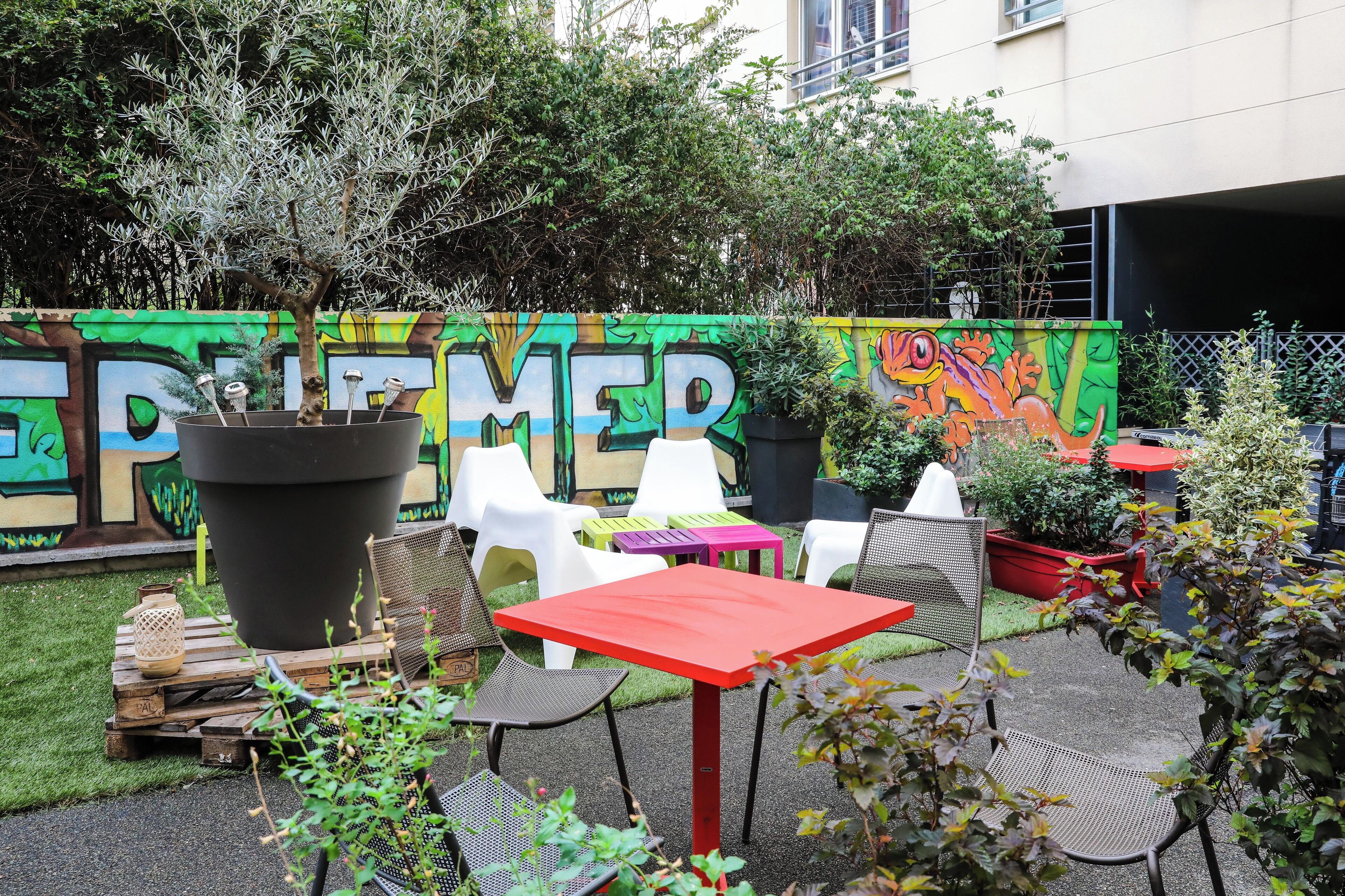 บริเวณภายนอก