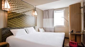 Egyptian cotton sheets, premium bedding, pillow-top beds