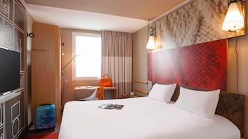 エジプト綿のシーツ、高級寝具、ピロートップベッド、遮光カーテン