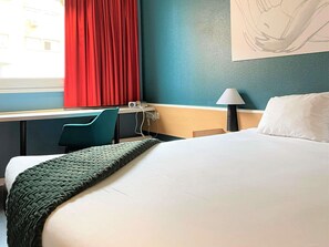 Comfort Double Room | Premium bedding, desk, blackout drapes, soundproofing - ibis Madrid Fuenlabrada (Fuenlabrada)