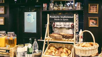 Daily buffet breakfast (EUR 10.20 per person)