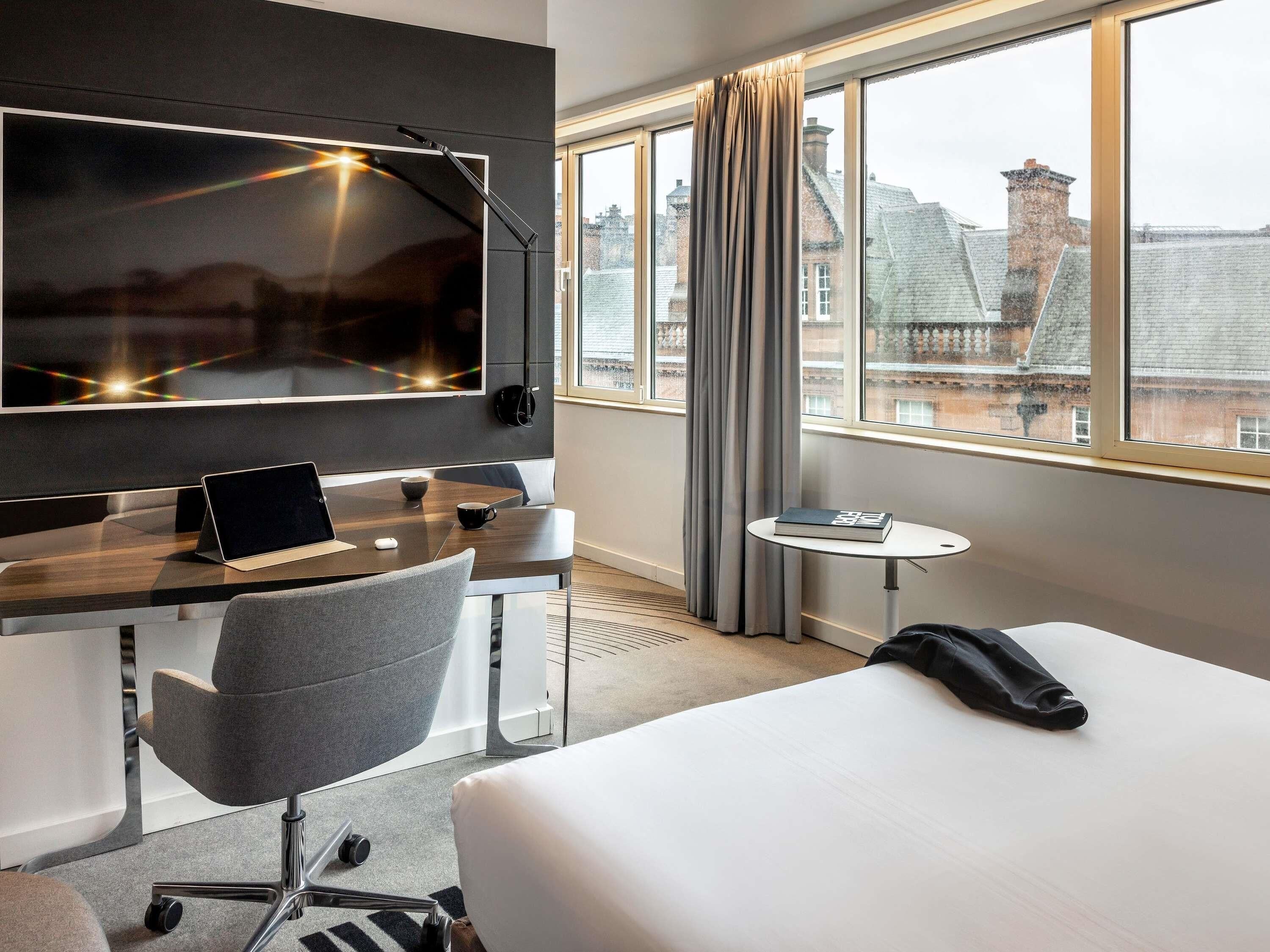 Suite, 1 grand lit | Literie hypoallergénique, minibar, coffres-forts dans les chambres