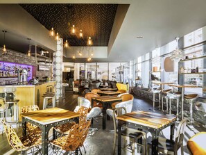 Breakfast, lunch and dinner served