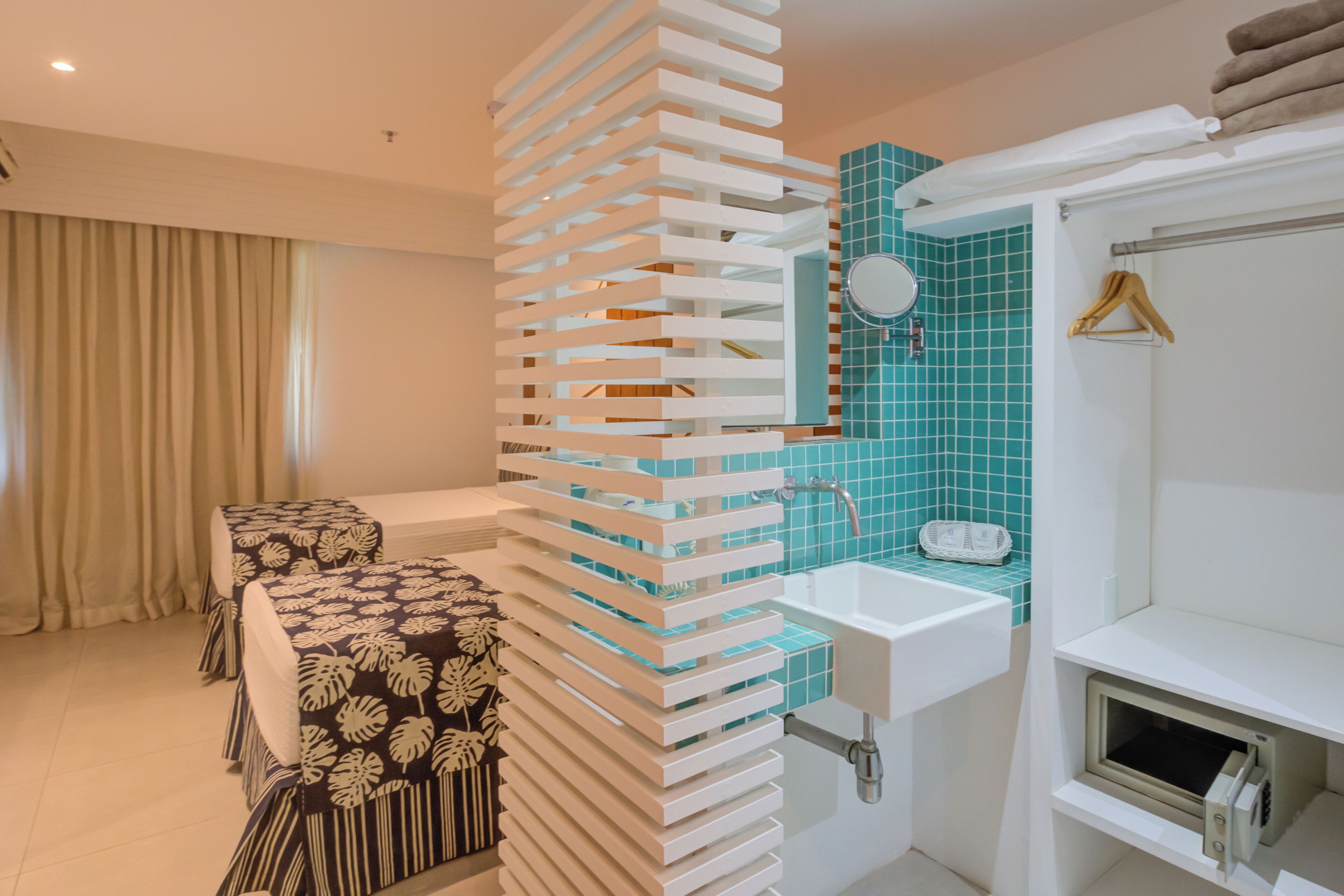 deluxe twin room | bathroom | shower, free toiletries, hair dryer, towels