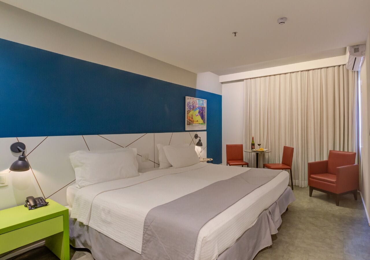 Suite Executiva | Minibar, caja fuerte, escritorio y wifi gratis