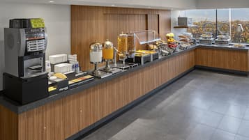 Desayuno continental incluido todos los días