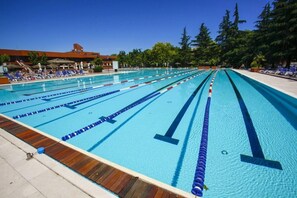 Indoor pool, outdoor pool
