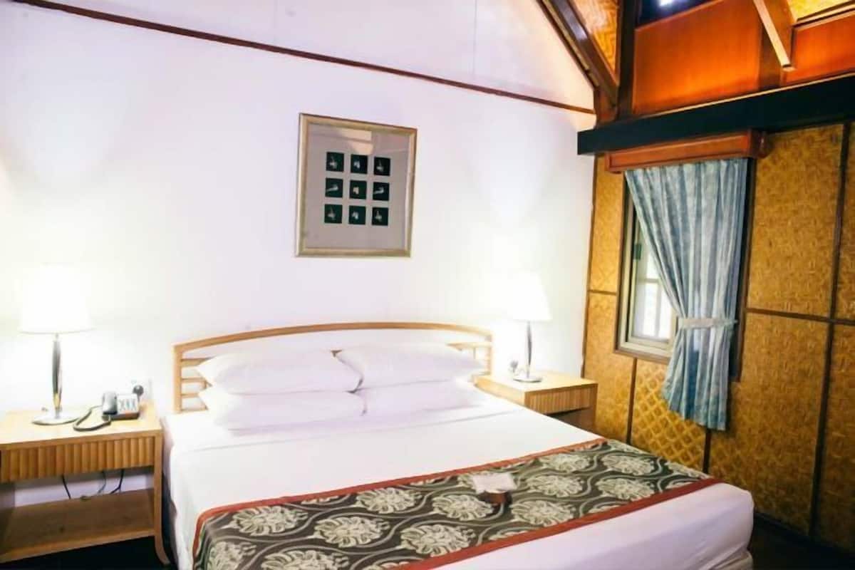 1 bedroom, in-room safe, bed sheets
